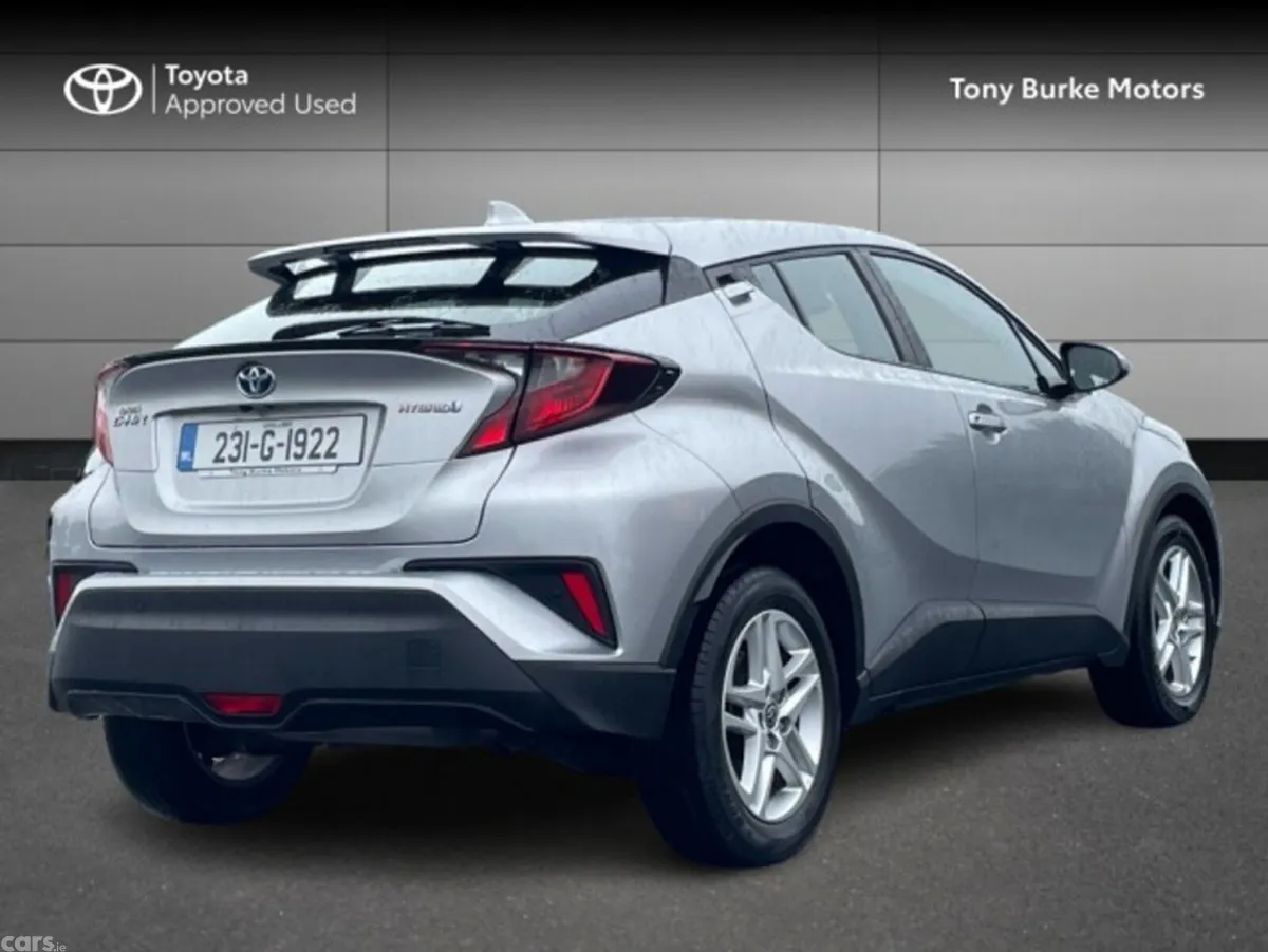 Toyota C-HR SUV, Petrol Hybrid, 2023, Silver