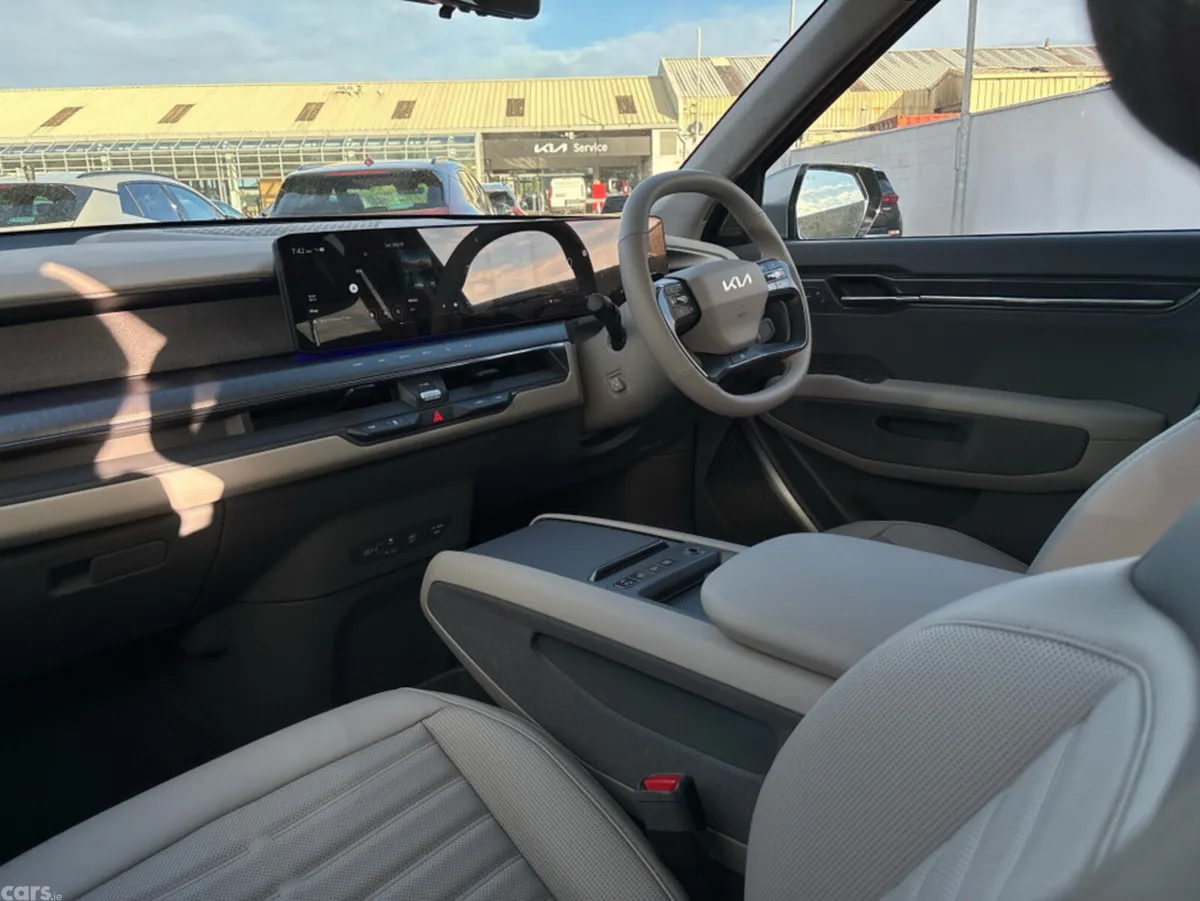 Kia EV9 MPV, Electric, 2026, Grey