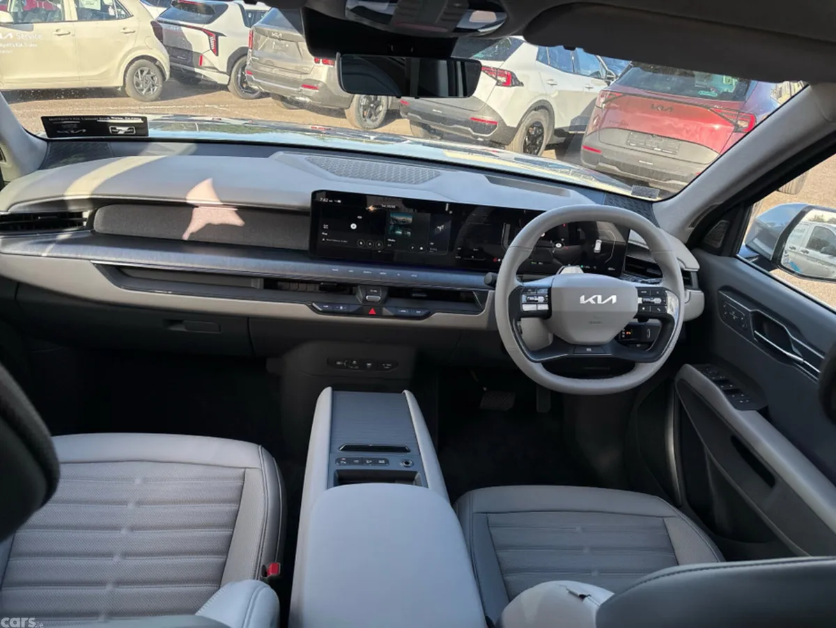 Kia EV9 MPV, Electric, 2026, Grey