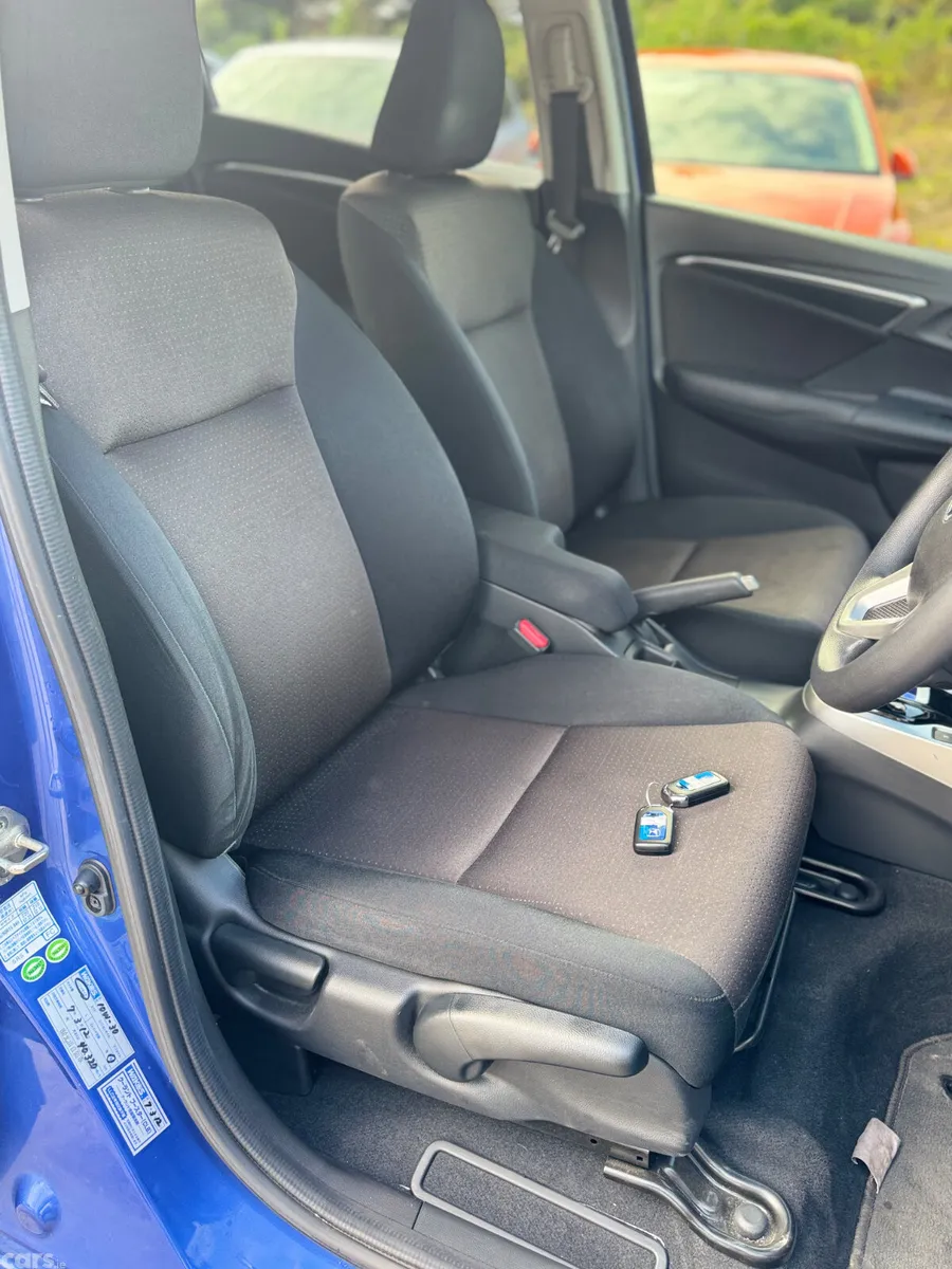 Honda Fit Hatchback, Petrol Hybrid, 2014, Blue