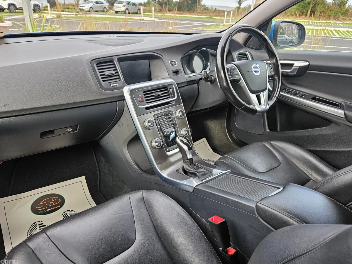 Volvo V60 Estate, Diesel, 2016, Blue