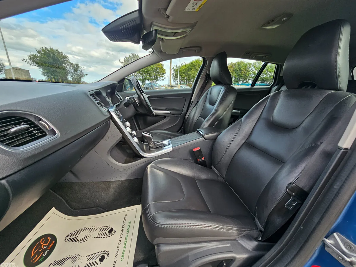Volvo V60 Estate, Diesel, 2016, Blue