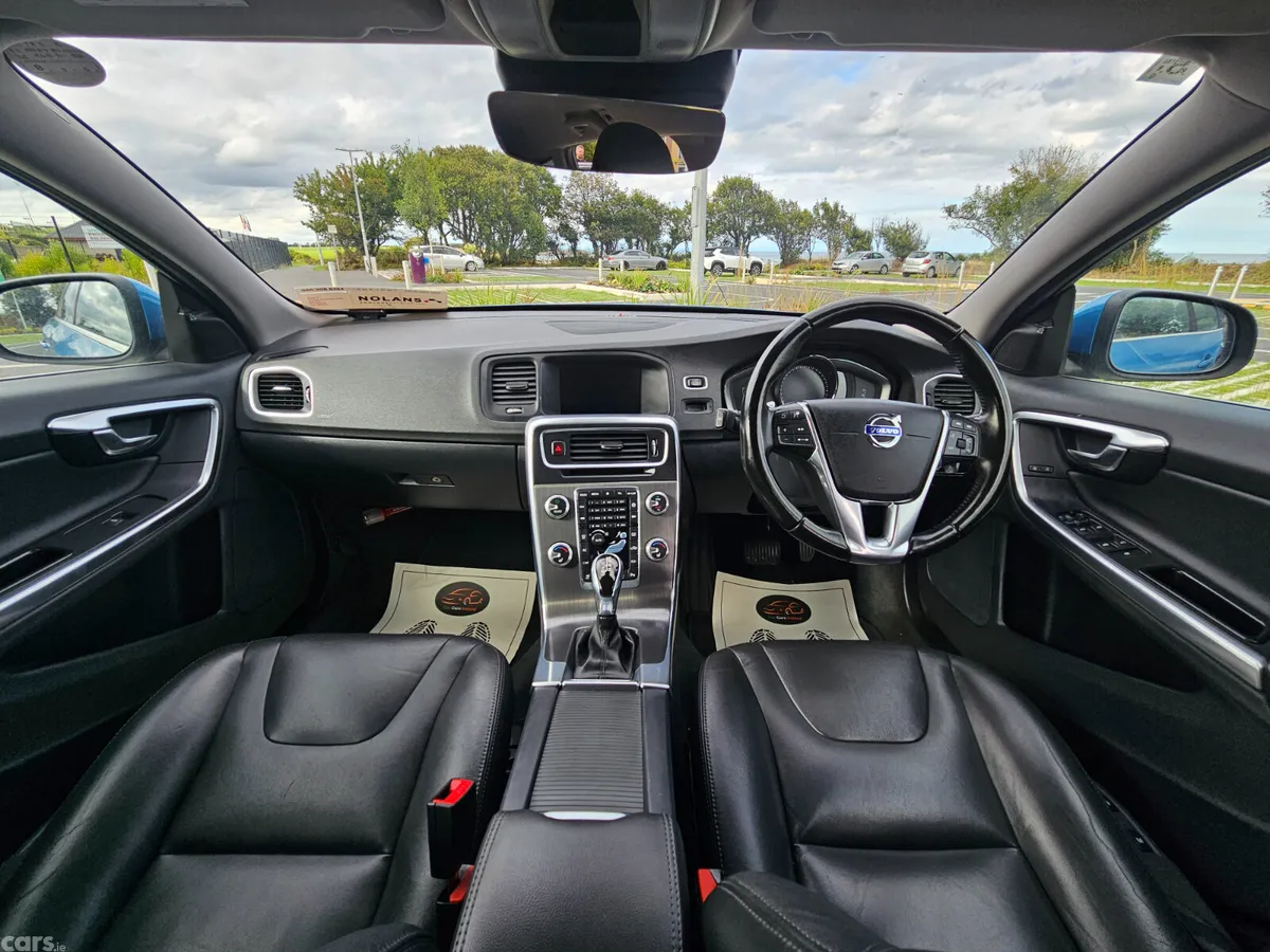Volvo V60 Estate, Diesel, 2016, Blue