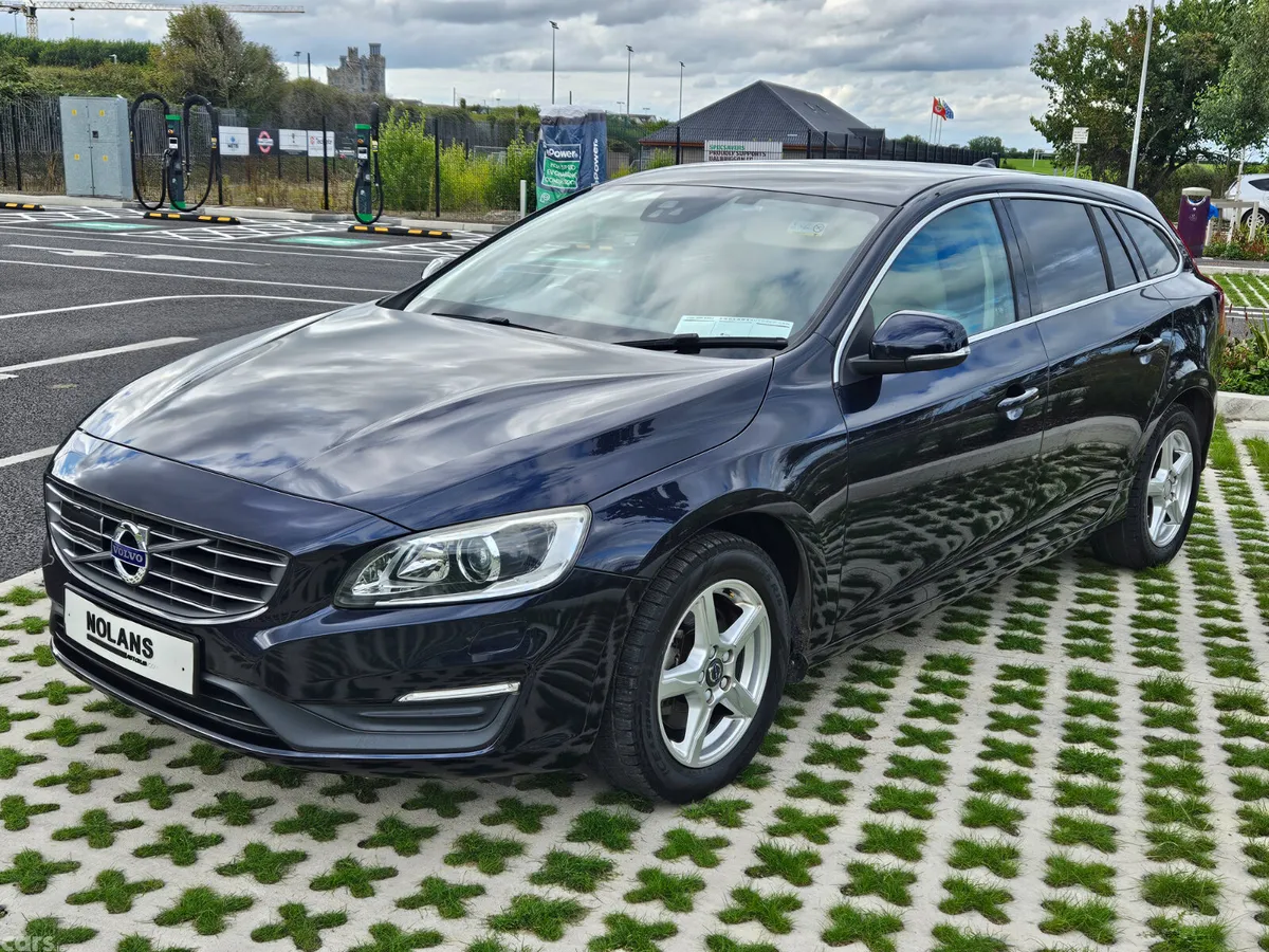 Volvo V60 Estate, Diesel, 2018, Blue