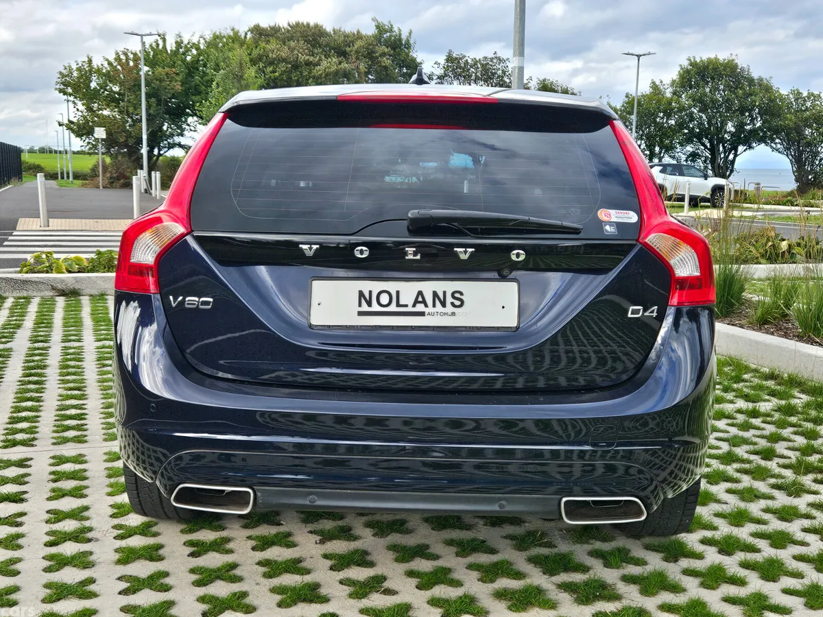 Volvo V60 Estate, Diesel, 2018, Blue
