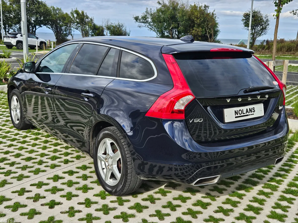 Volvo V60 Estate, Diesel, 2018, Blue