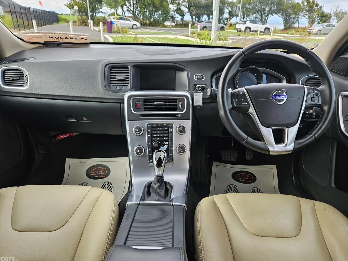 Volvo V60 Estate, Diesel, 2018, Blue