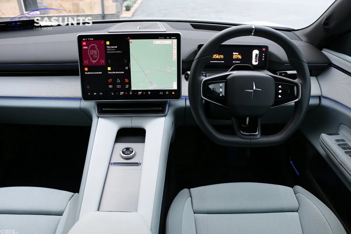 Polestar 4 Hatchback, Electric, 2024, White