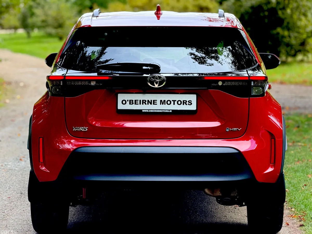 Toyota Yaris Cross Hatchback, Petrol Hybrid, 2025, Red