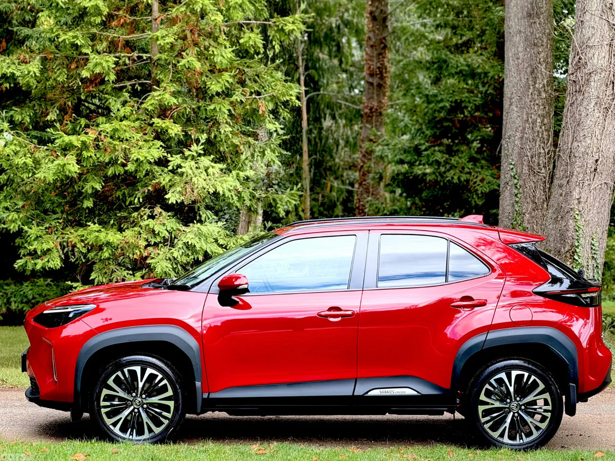 Toyota Yaris Cross Hatchback, Petrol Hybrid, 2025, Red