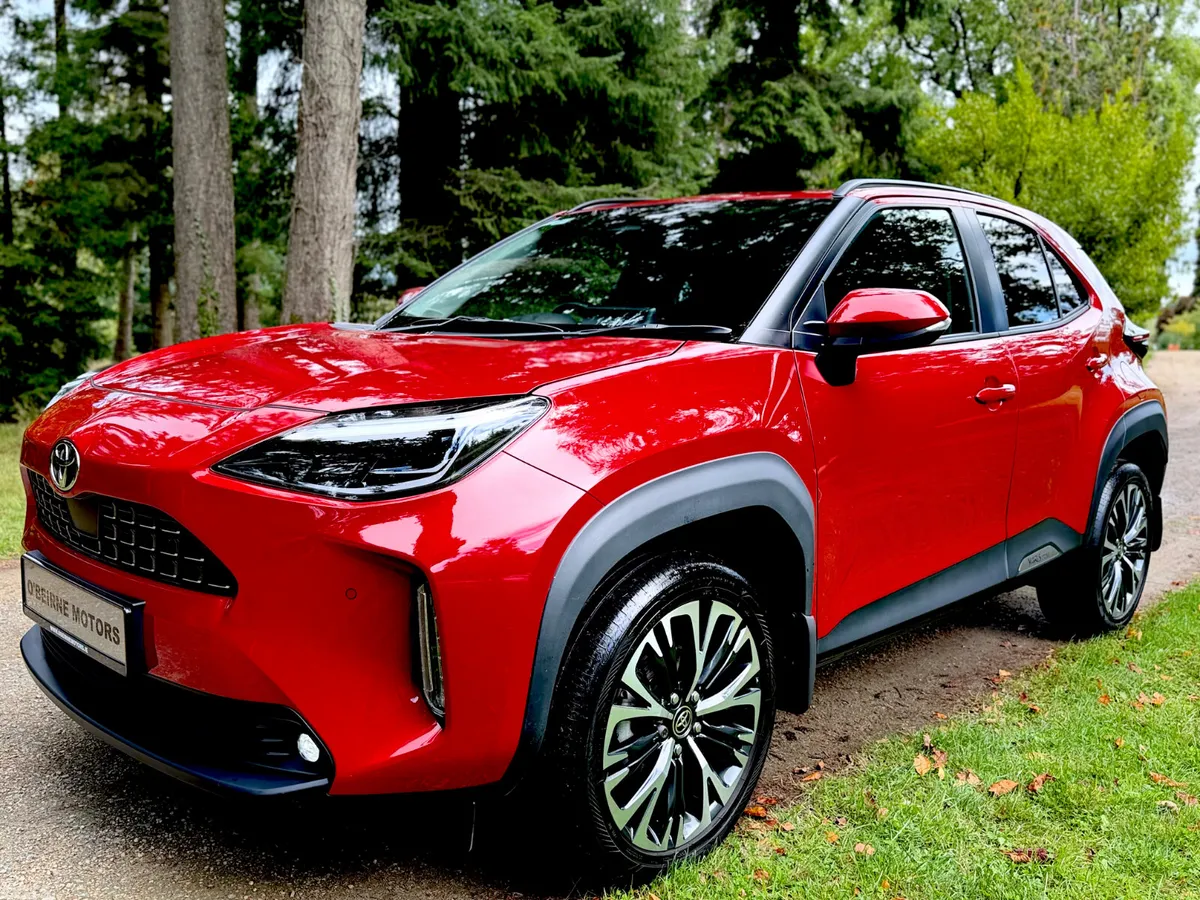 Toyota Yaris Cross Hatchback, Petrol Hybrid, 2025, Red
