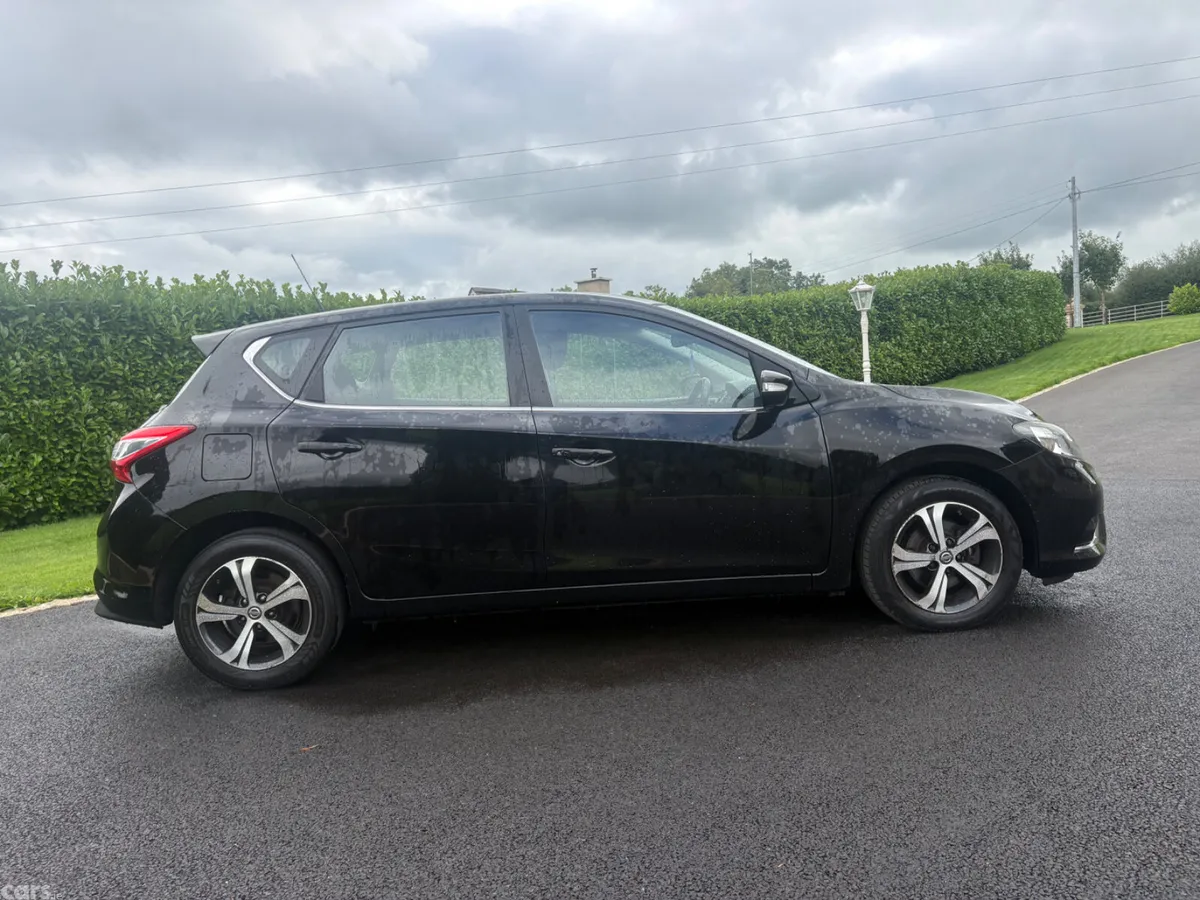 Nissan Pulsar Hatchback, Diesel, 2017, Black