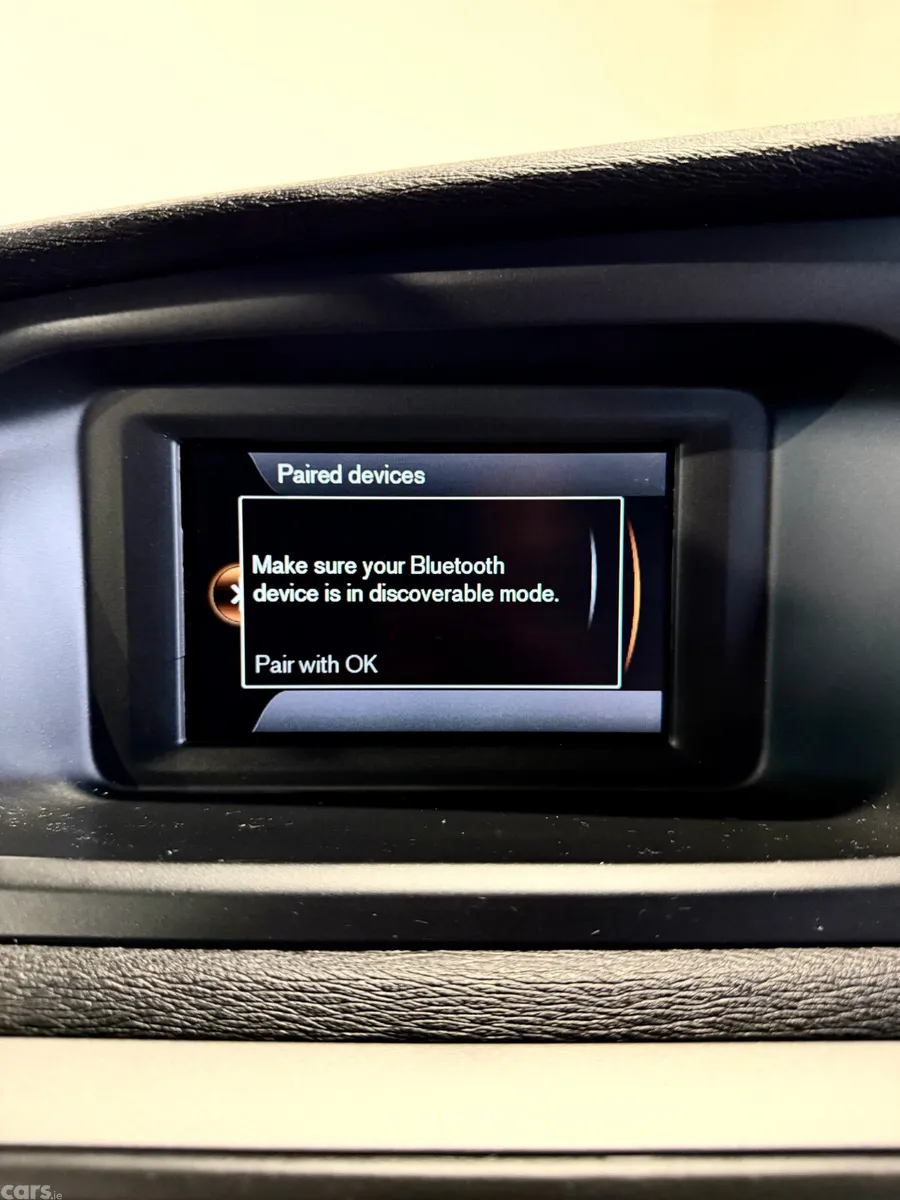 Volvo V40 Hatchback, Diesel, 2014, White
