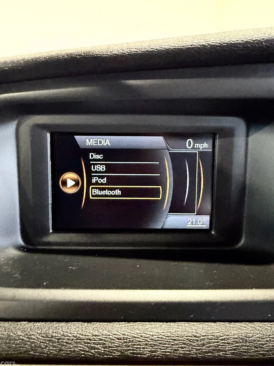 Volvo V40 Hatchback, Diesel, 2014, White