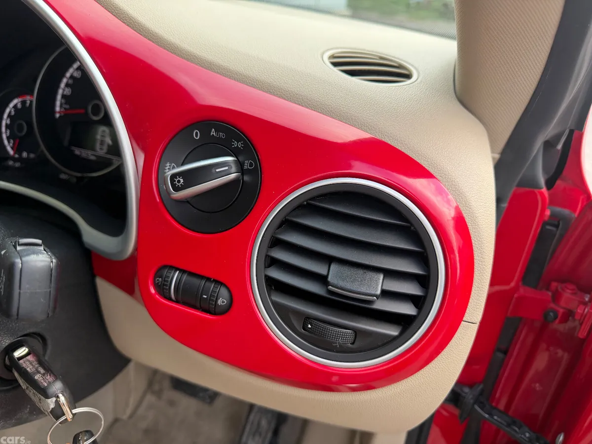 Volkswagen Beetle Hatchback, Petrol, 2015, Red