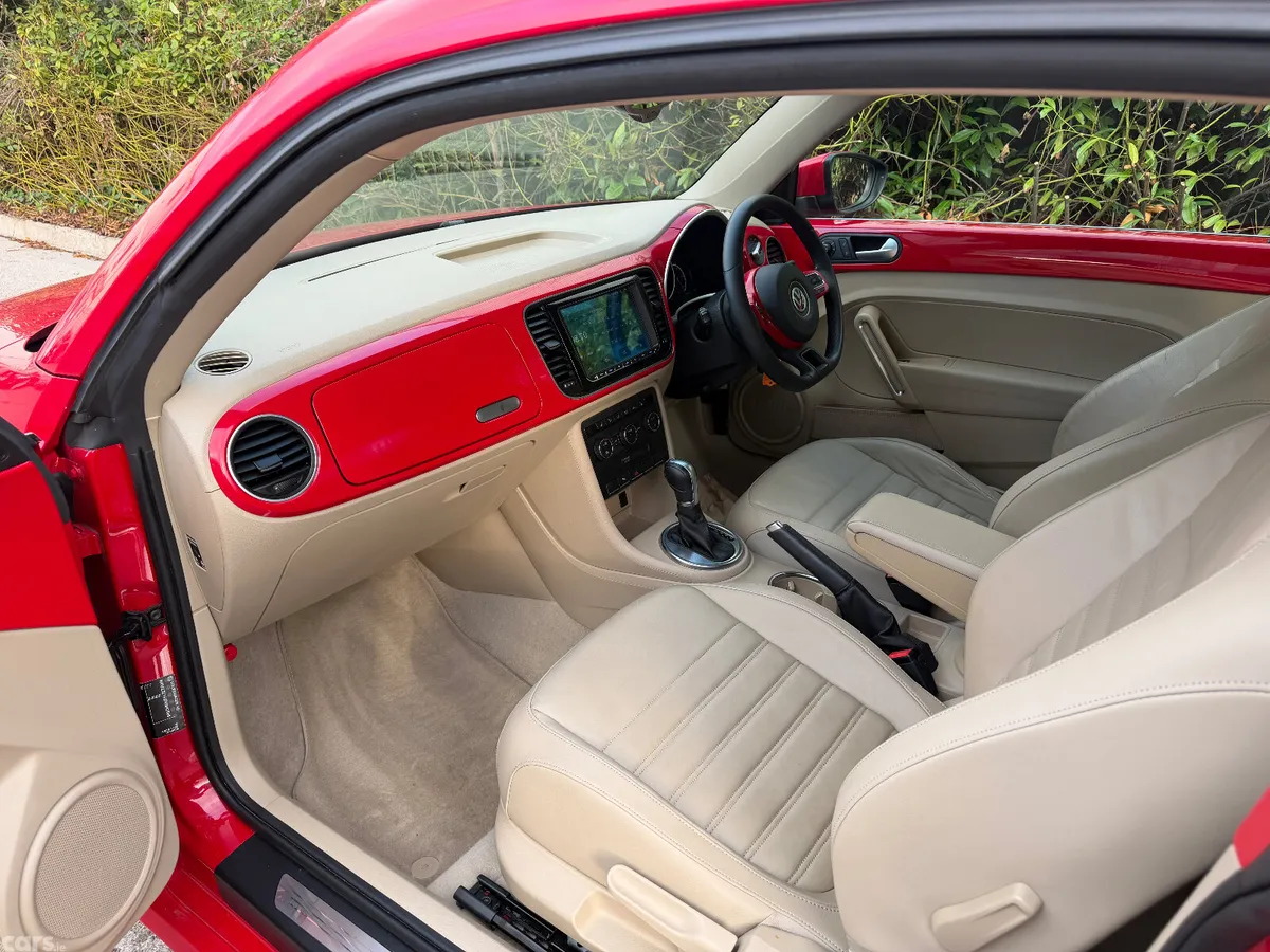Volkswagen Beetle Hatchback, Petrol, 2015, Red