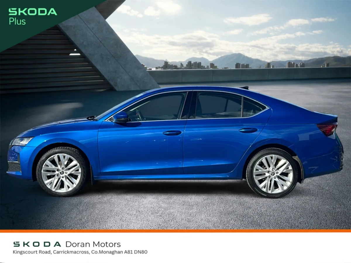Skoda Octavia Hatchback, Diesel, 2024, Blue