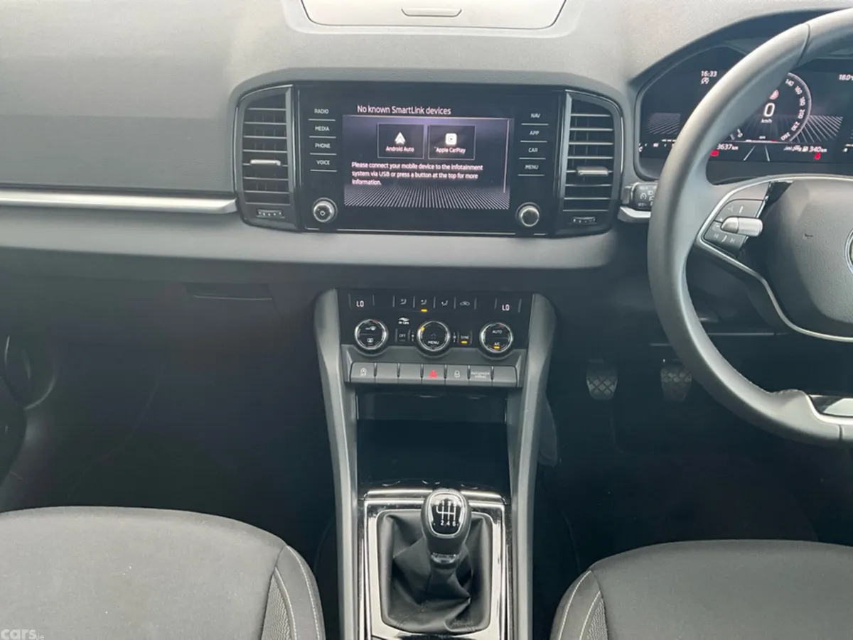 Skoda Karoq SUV, Petrol, 2024, Black