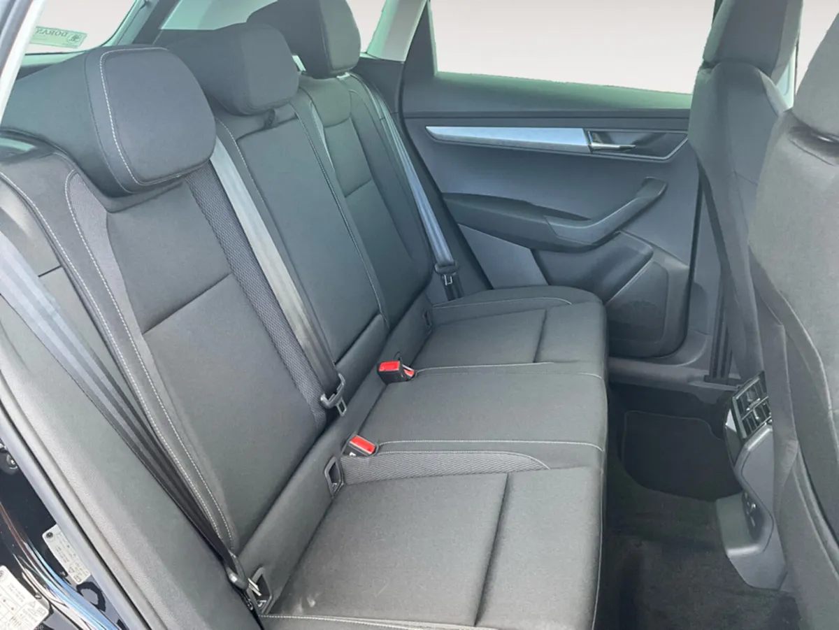Skoda Karoq SUV, Petrol, 2024, Black