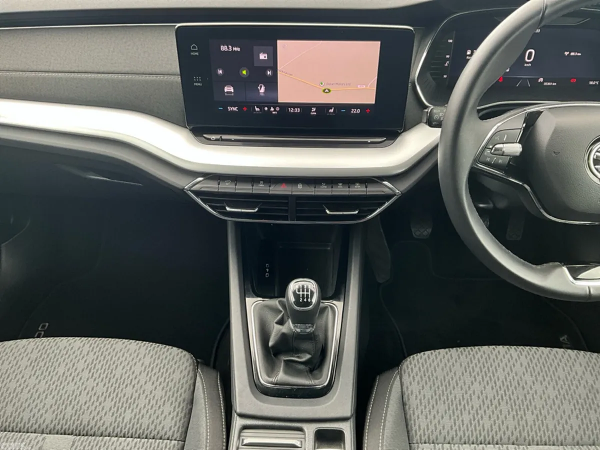 Skoda Octavia Hatchback, Diesel, 2024, Grey