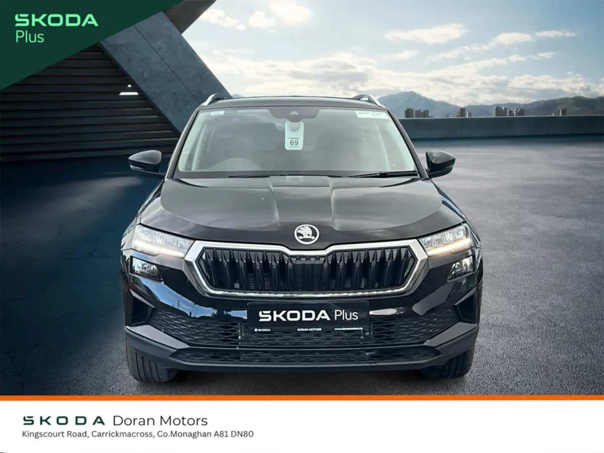Skoda Karoq SUV, Petrol, 2024, Black