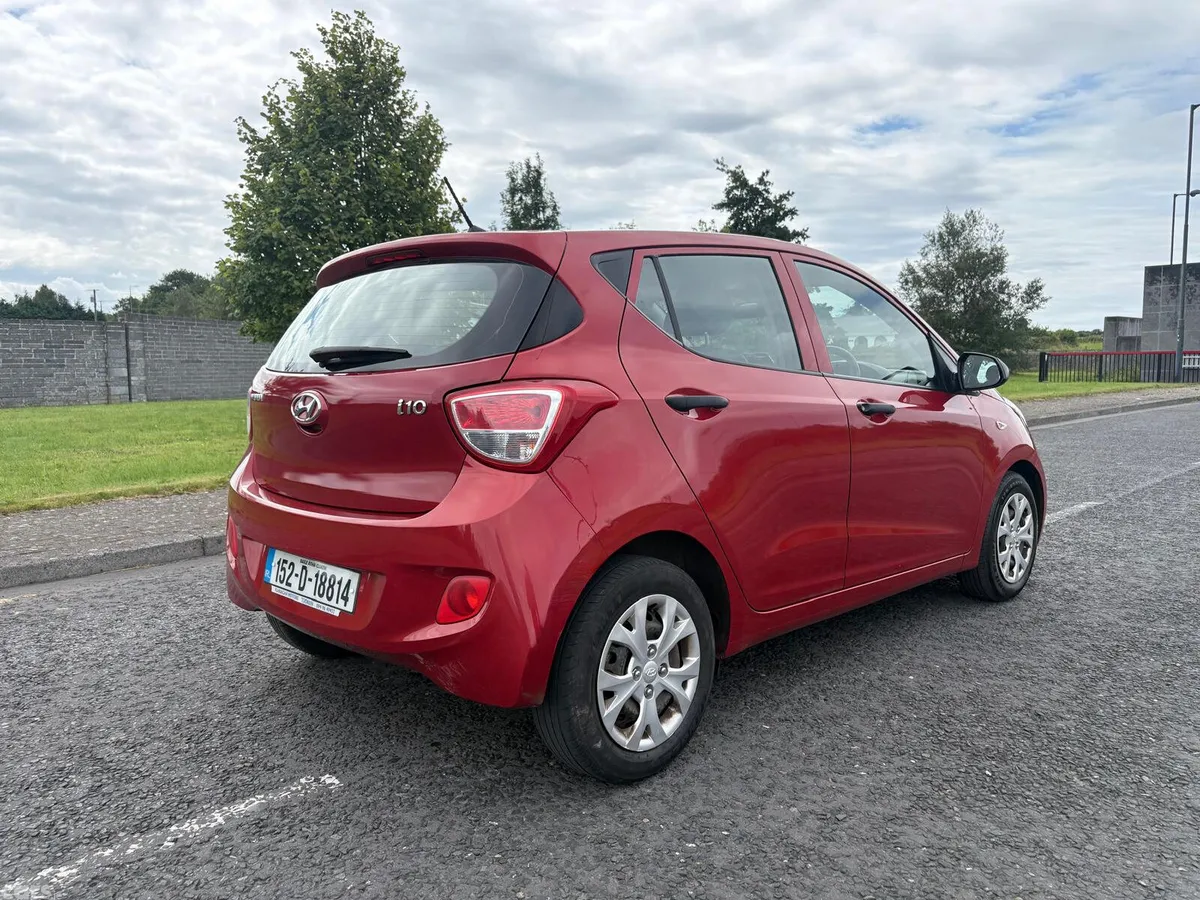 Hyundai i10 Hatchback, Petrol, 2015, Red
