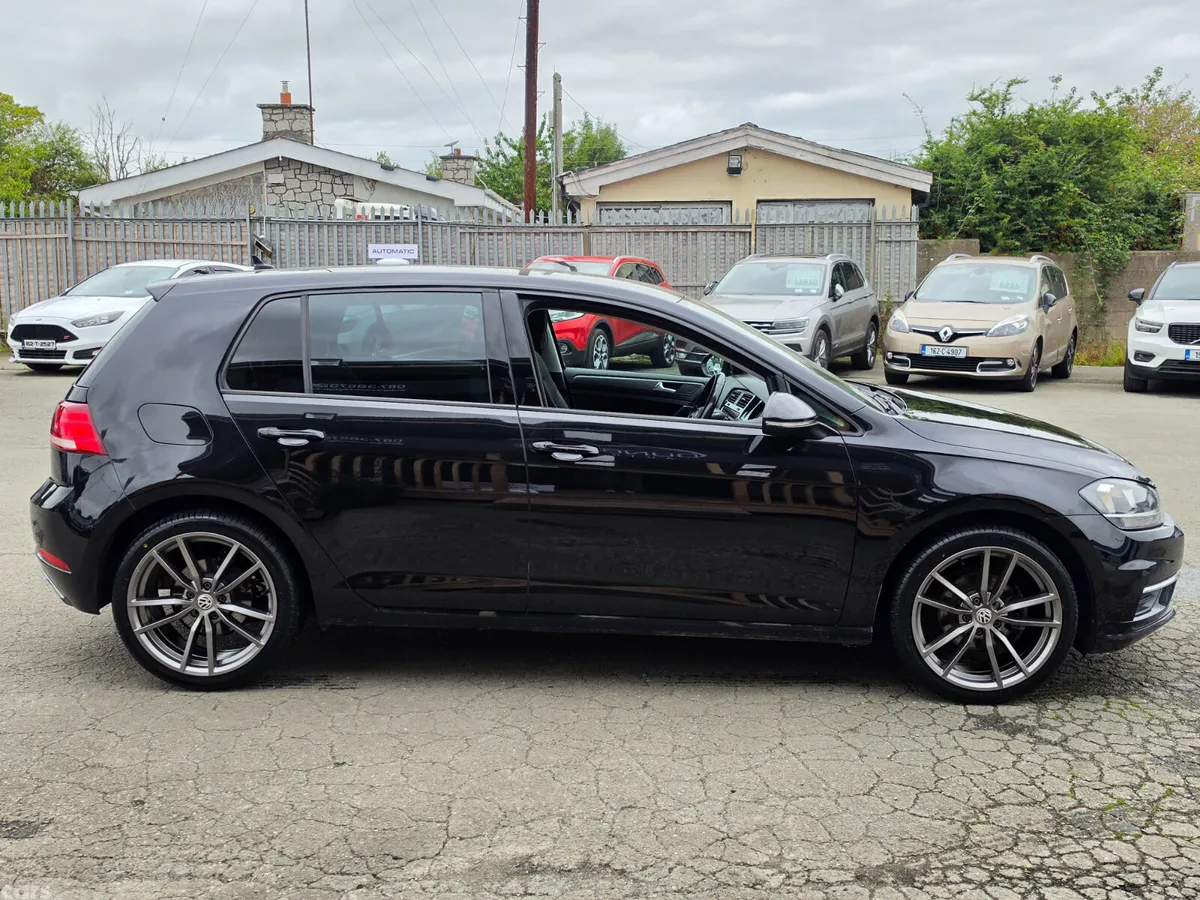Volkswagen Golf Hatchback, Petrol, 2017, Black