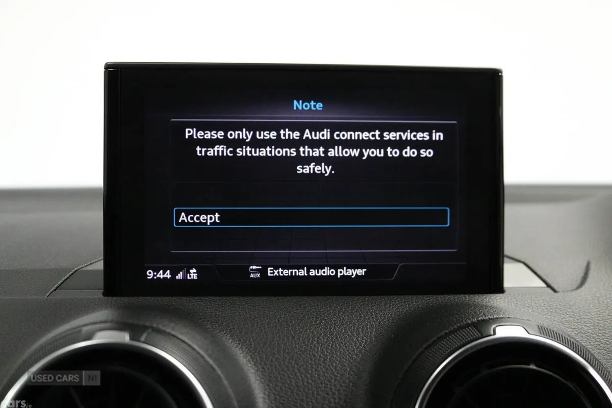 Audi Q2 SUV, Petrol, 2018, Blue