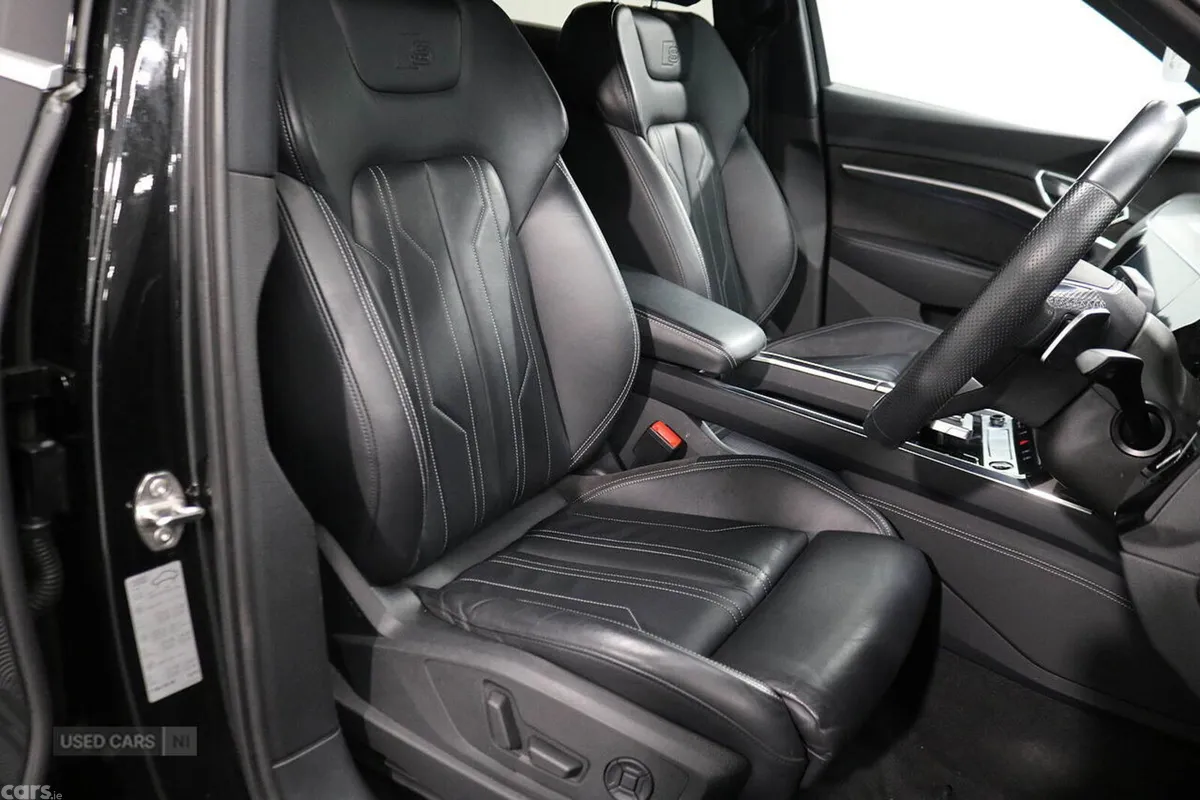 Audi e-tron SUV, Electric, 2021, Black