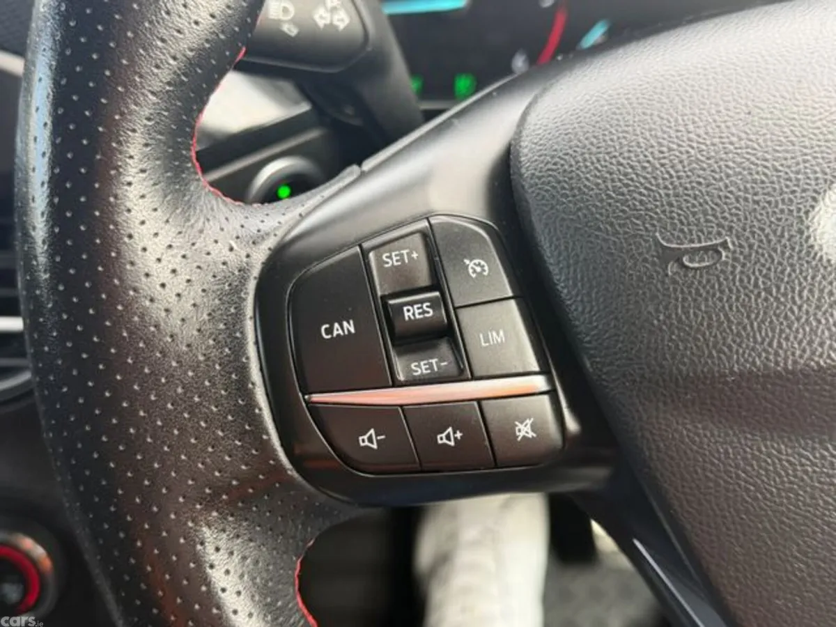 Ford Focus Hatchback, Diesel, 2018, Blue