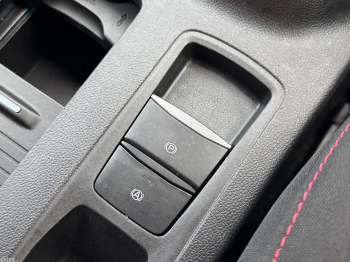 Ford Focus Hatchback, Diesel, 2018, Blue
