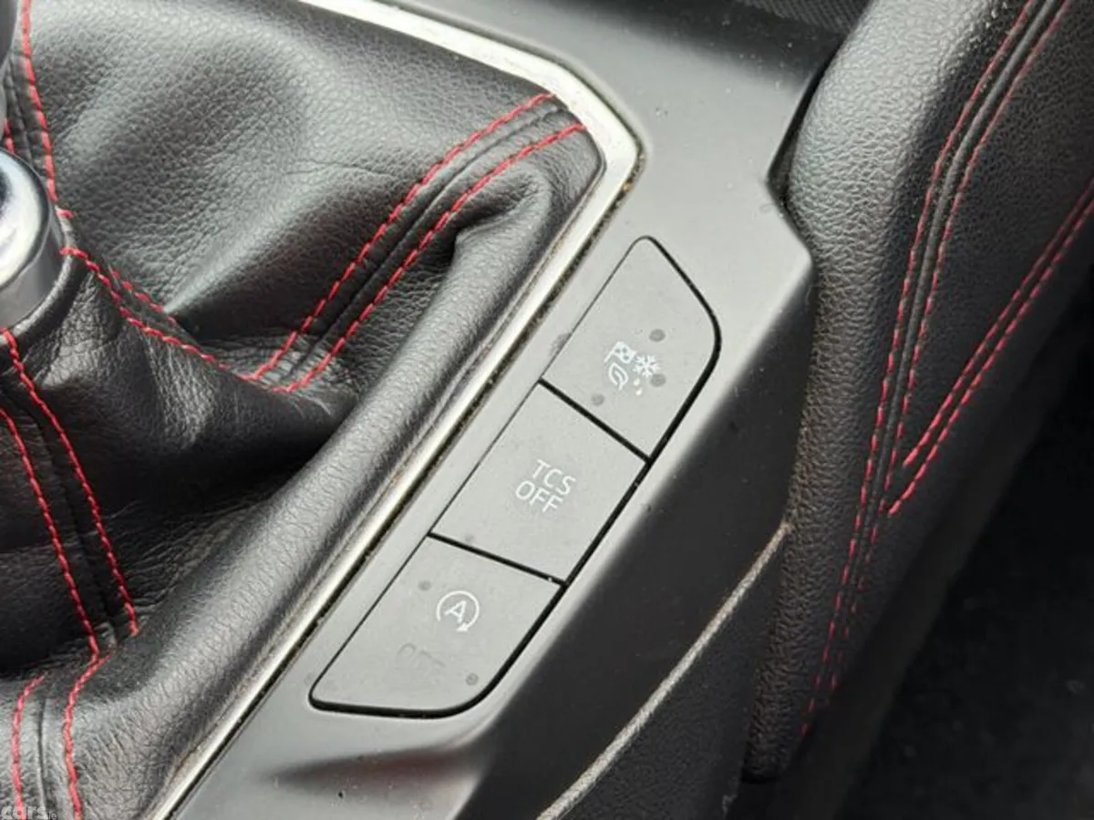 Ford Focus Hatchback, Diesel, 2020, White