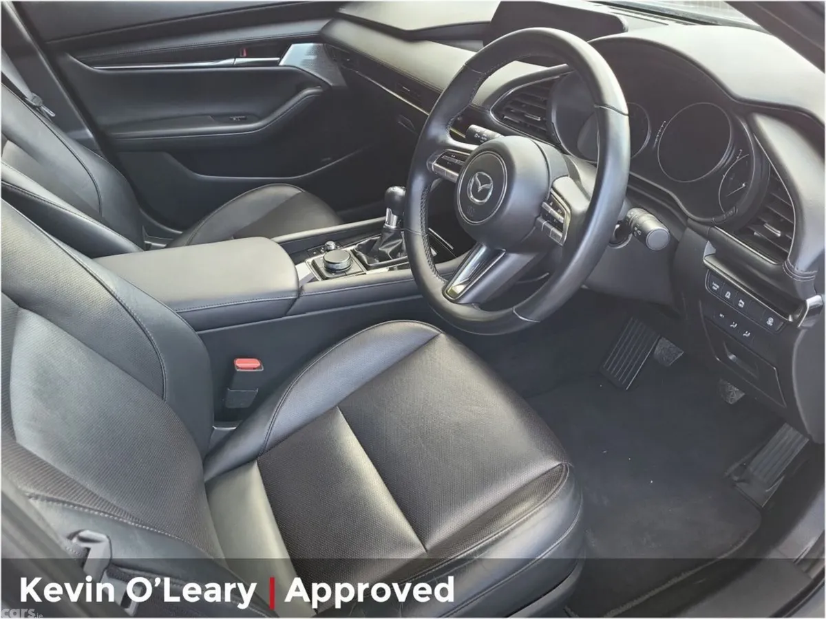 Mazda Mazda3 Hatchback, Petrol, 2023, Grey