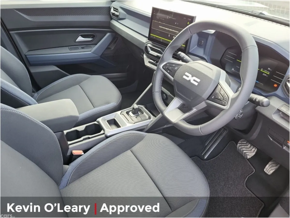 Dacia Bigster Hatchback, Petrol Hybrid, 2026, Grey