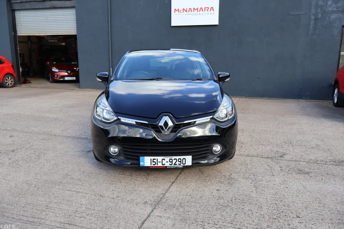 Renault Clio Hatchback, Petrol, 2015, Black