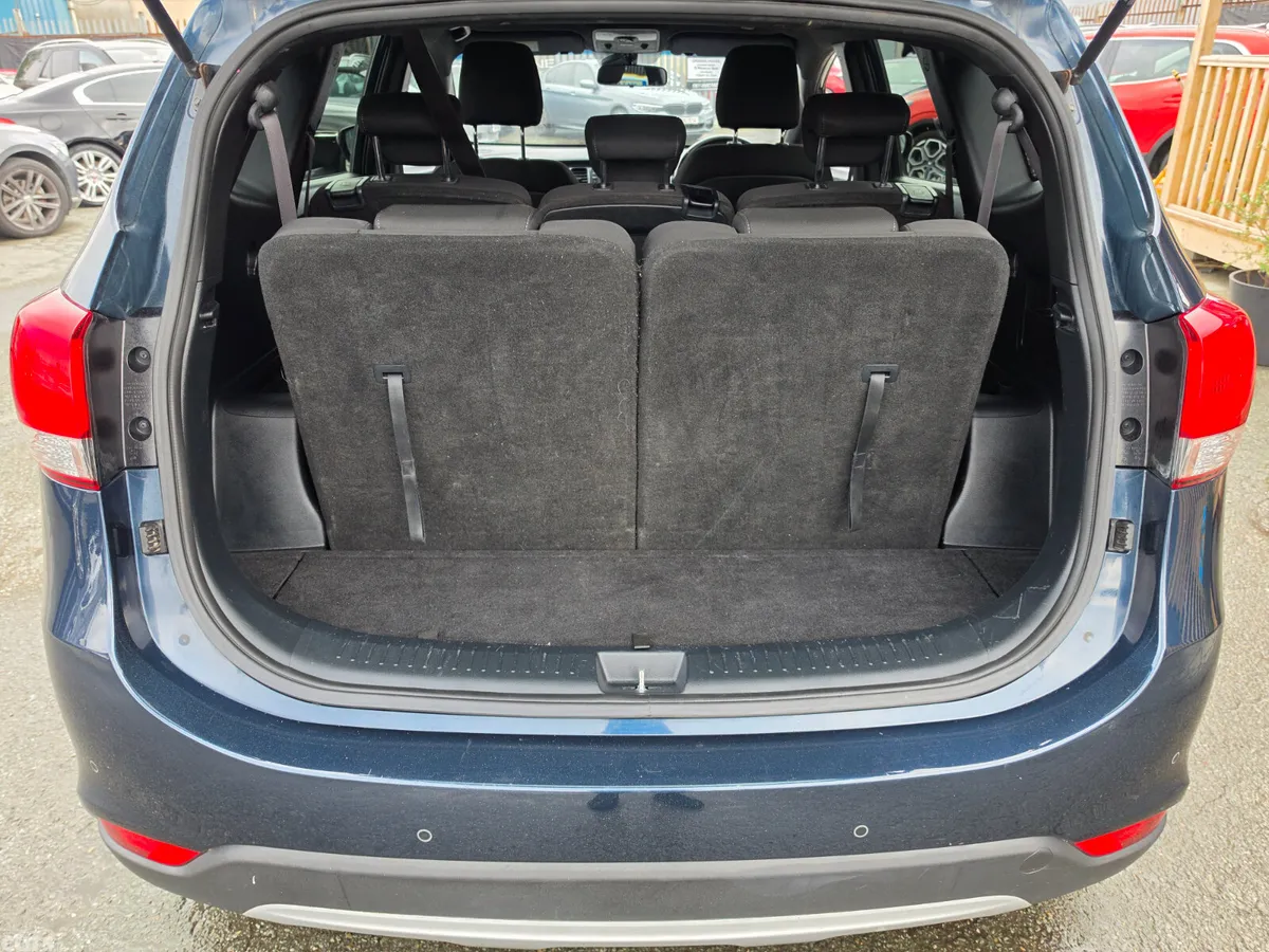Kia Carens MPV, Diesel, 2019, Blue