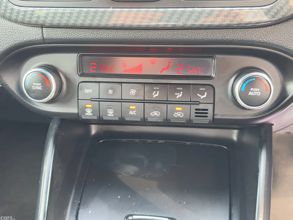 Kia Carens MPV, Diesel, 2019, Blue