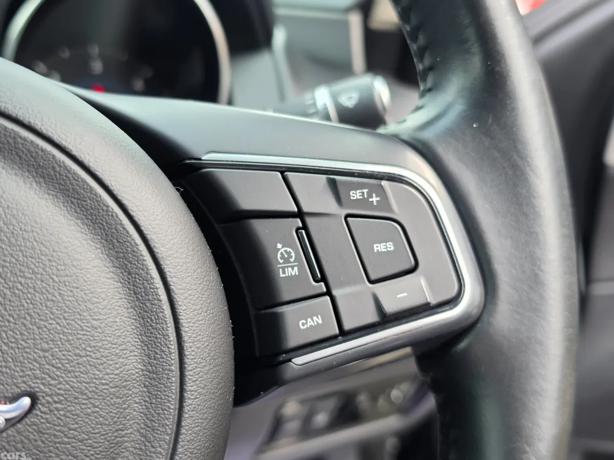 Jaguar XE Saloon, Diesel, 2016, Black