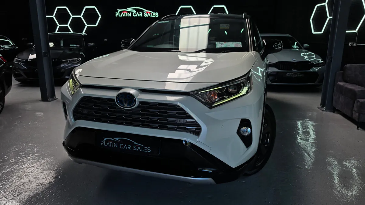 Toyota RAV4 SUV, Petrol Hybrid, 2019, White