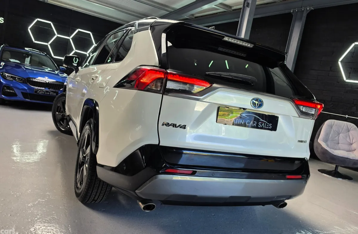 Toyota RAV4 SUV, Petrol Hybrid, 2019, White