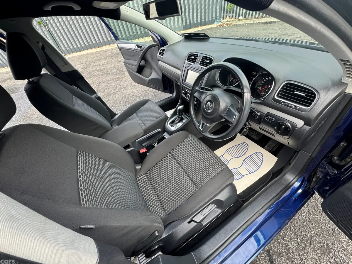 Volkswagen Golf Hatchback, Petrol, 2013, Blue