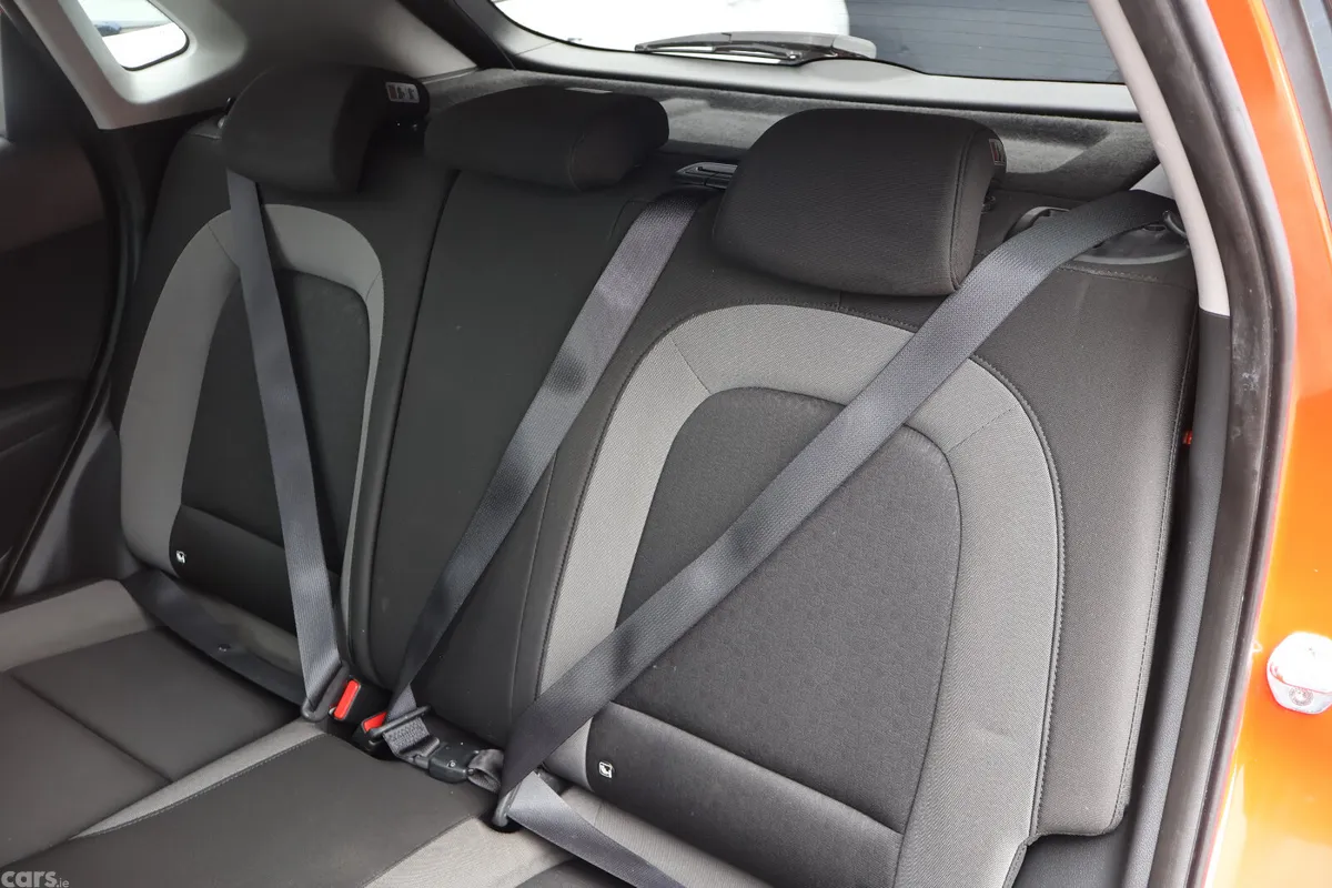 Hyundai KONA MPV, Petrol, 2018, Orange