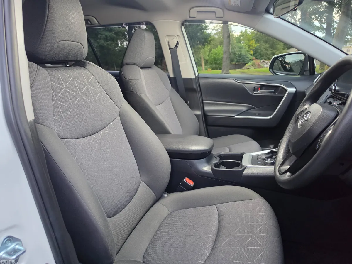 Toyota RAV4 SUV, Petrol Hybrid, 2021, Grey
