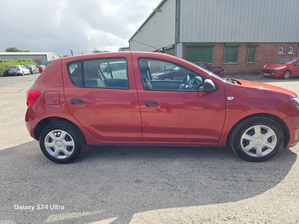 Dacia Sandero Hatchback, Diesel, 2016, Red