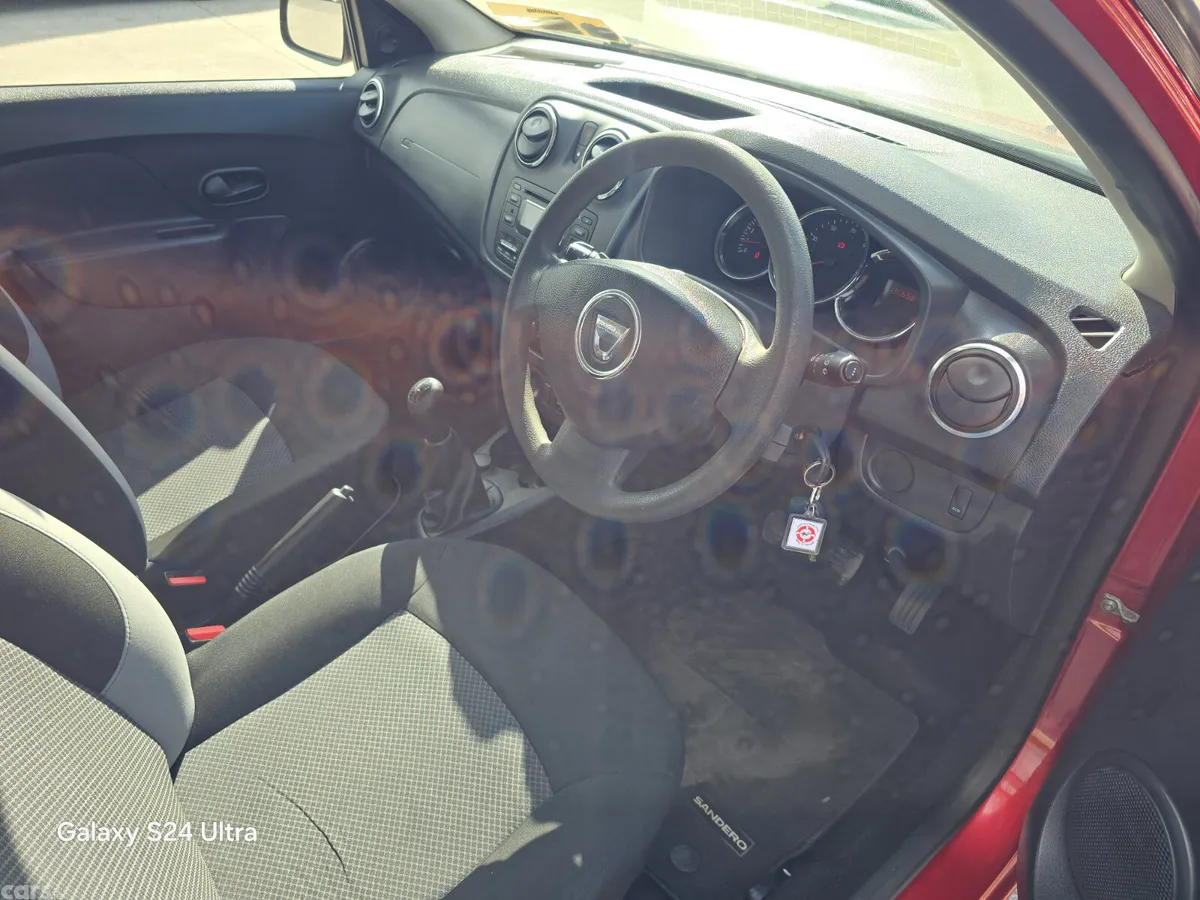 Dacia Sandero Hatchback, Diesel, 2016, Red