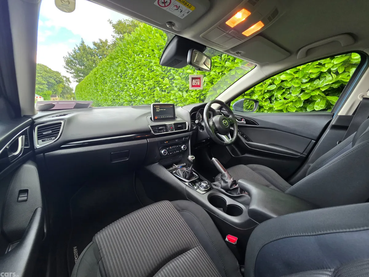 Mazda Mazda3 Saloon, Diesel, 2015, Blue