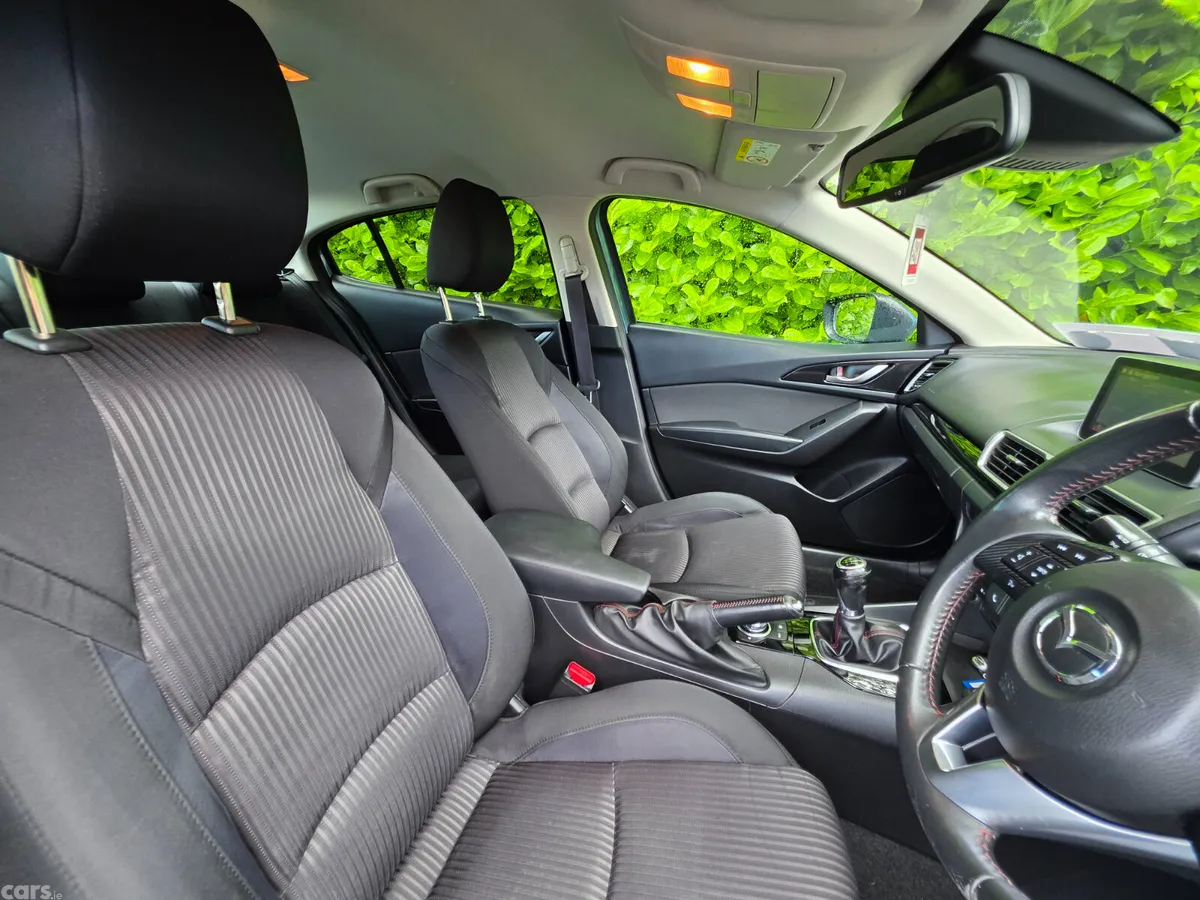 Mazda Mazda3 Saloon, Diesel, 2015, Blue