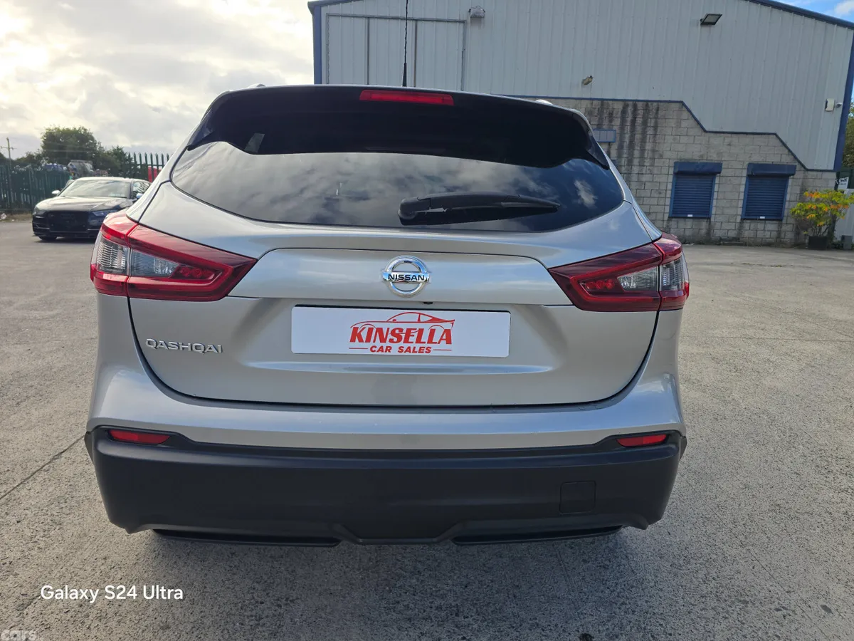 Nissan Qashqai MPV, Diesel, 2021, Grey