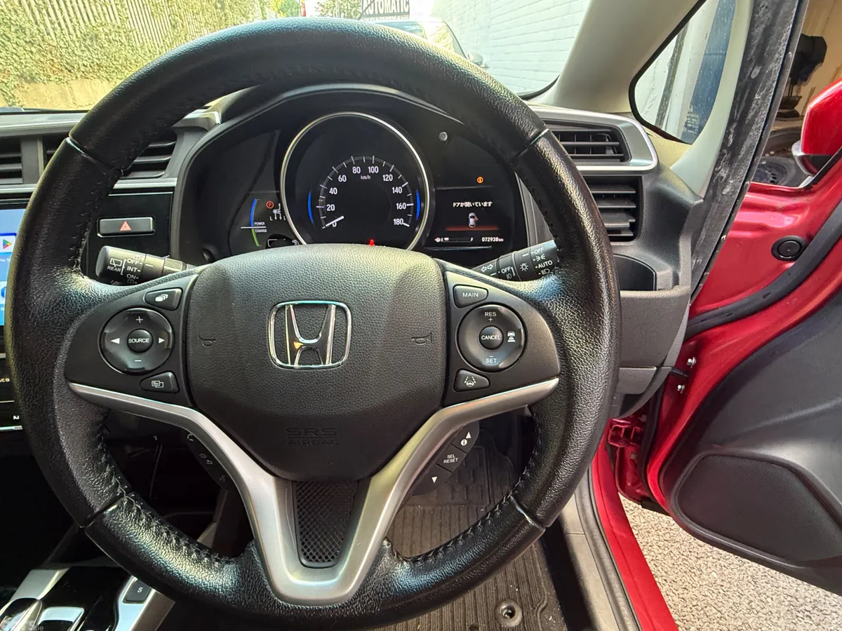 Honda Jazz Hatchback, Petrol Hybrid, 2018, Red