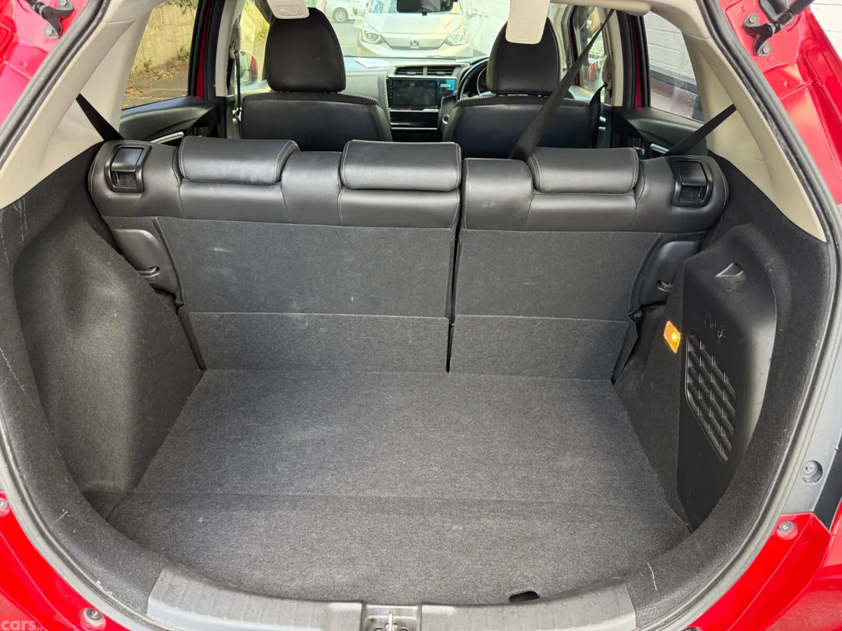 Honda Jazz Hatchback, Petrol Hybrid, 2018, Red
